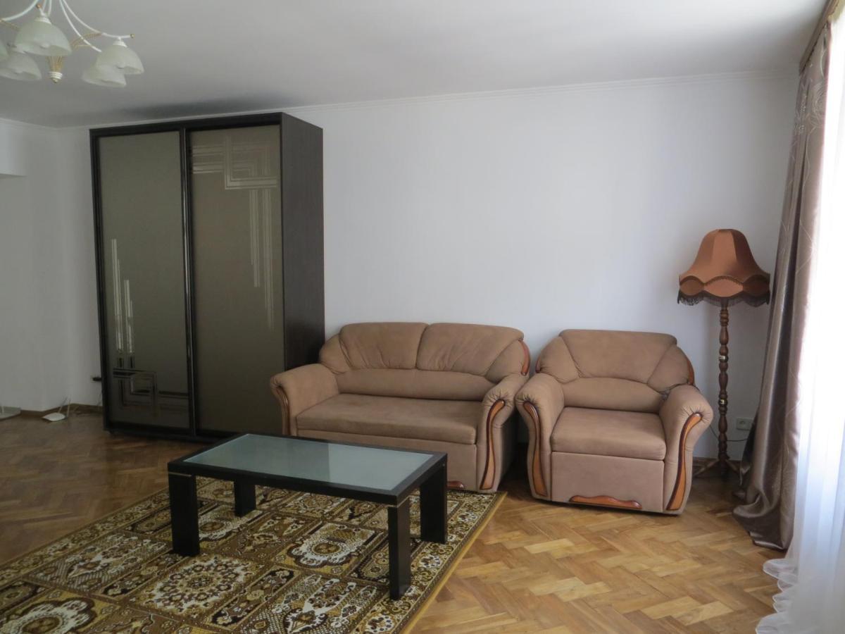 Apartment On Virmenska Street 2 Lviv Dış mekan fotoğraf