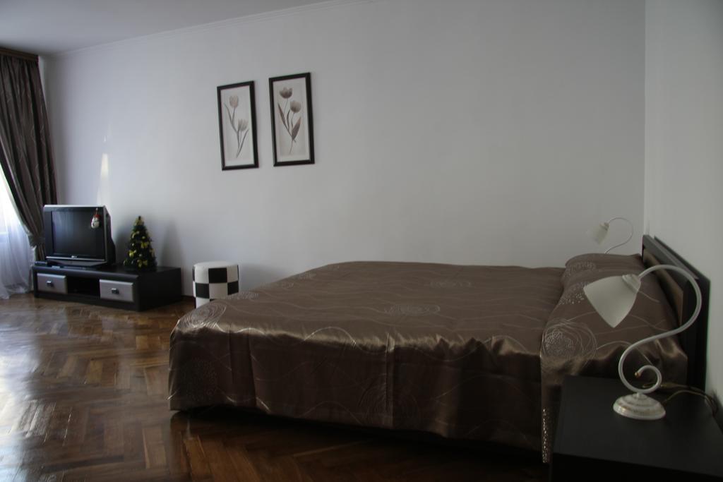 Apartment On Virmenska Street 2 Lviv Dış mekan fotoğraf